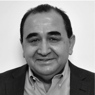 </p>
<h2><b>Dr. Robinson Rodríguez</b></h2>
<p>